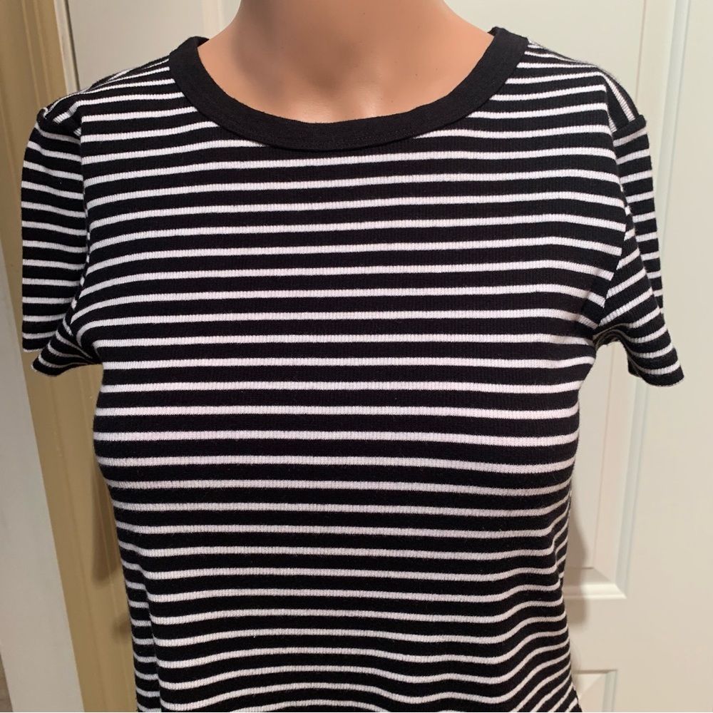 DIVIDED H&M. Blue/ White striped mini dress. Round‎ neck. Short sleeves.
